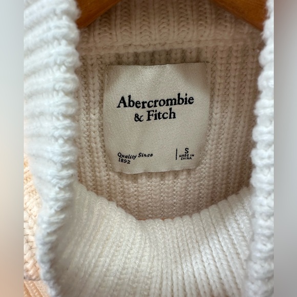 Cream / White Sleeveless turtleneck sweater Abercrombie & Fitch - Picture 6 of 6